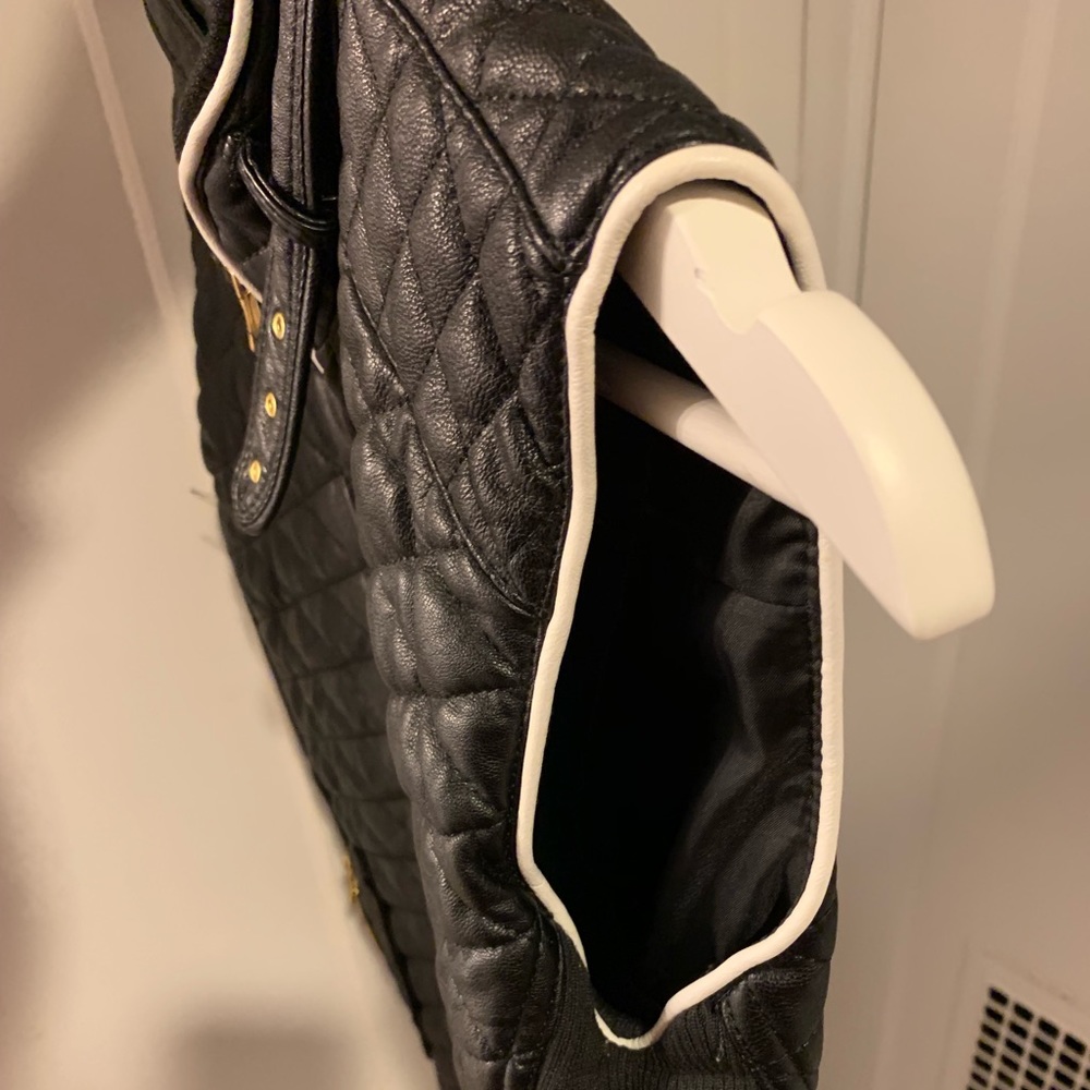 Black pleather vest with white and gold detailing - Picture 3 of 5